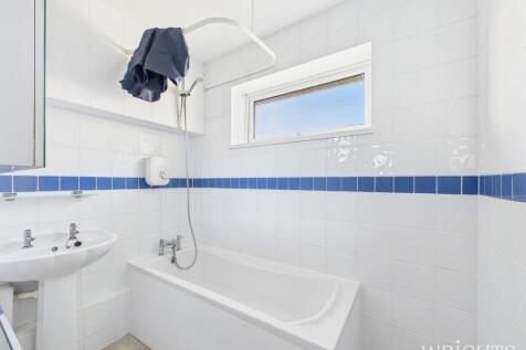 CAM05659G0-PR0030...