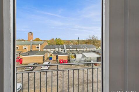 CAM05659G0-PR0024...