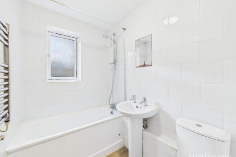 CAM02796G0-PR0350...