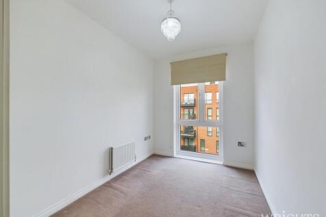 CAM02796G0-PR0276...