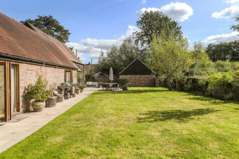 Eden Barn (22).jpg