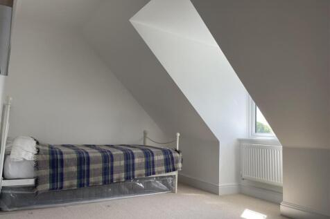 Second floor small bedroom.jpeg