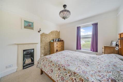 Perival bedroom.jpg