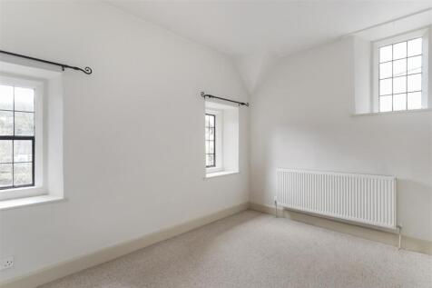 Sandford Lodge bedroom.jpg