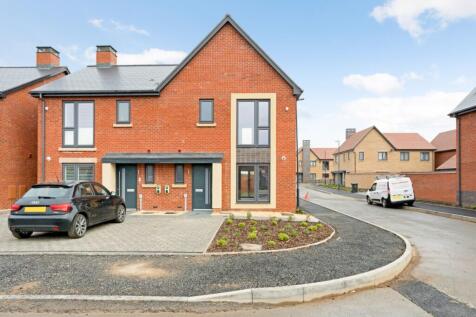6 Lamb Close 2966...
