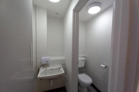 Unit 3C WC