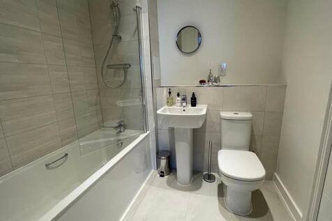 1Bathroom
