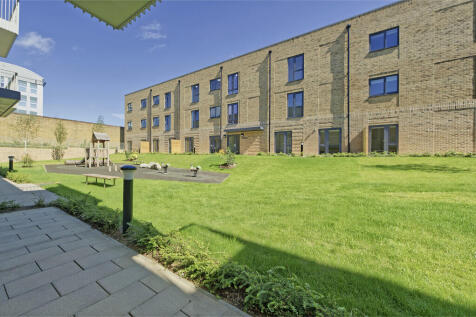 flat 2 iris hse-4...