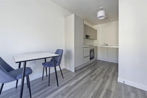 flat 12 iris hse-...