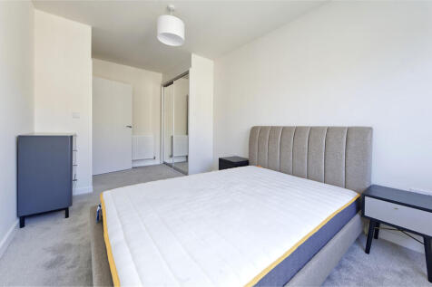 flat 12 iris hse-...