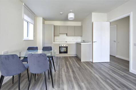 flat 6 iris hse-4...