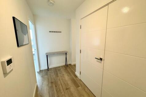 e7bce992-216f-49d...