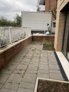 d37e6c3d-87d7-437...