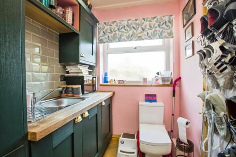 Utility Room / WC