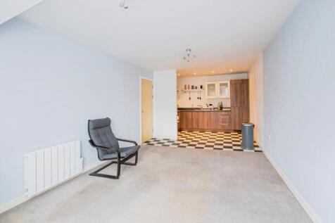 Lounge / Kitchen