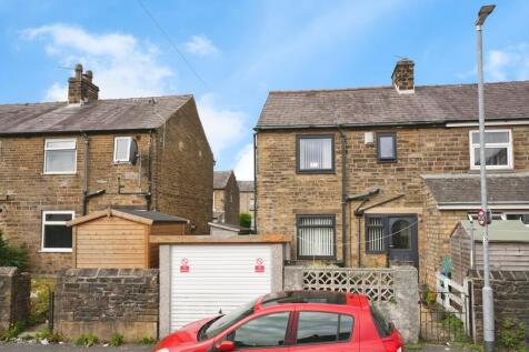 Rear / Garage