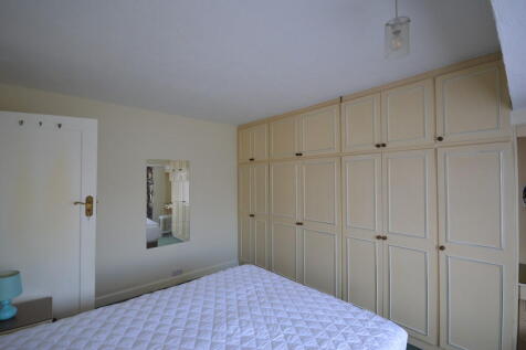 Double bedroom 2
