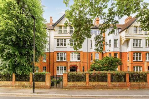 38 Esmond Gardens-1.jpg