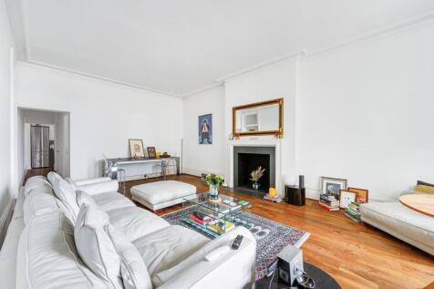 38 Esmond Gardens-5.jpg
