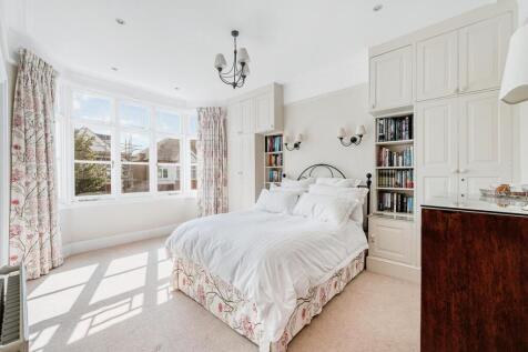 15 St Albans Avenue-17.jpg