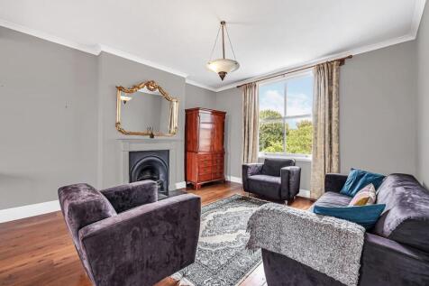 FFF - 25 Boscombe Road-3.jpg