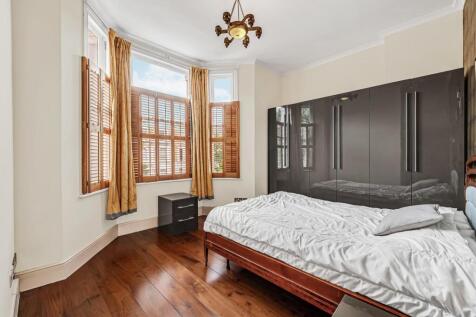 FFF - 25 Boscombe Road-11.jpg