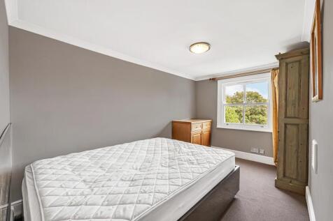 FFF - 25 Boscombe Road-14.jpg