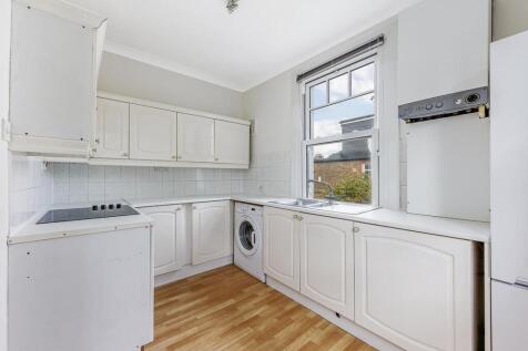 Low res - Flat 3 - 38 Fauconberg Road (5).jpg