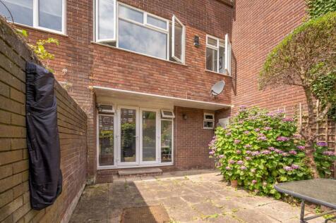 Property Image 11
