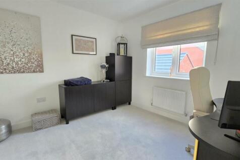 Bedroom Four/Study