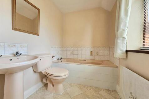 En Suite Bathroom