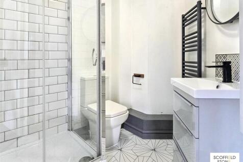 En Suite Shower Room