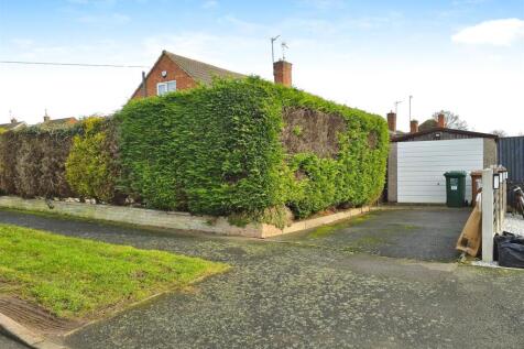 Frontage &amp; Driveway