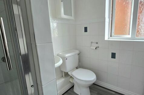 En Suite Shower Room
