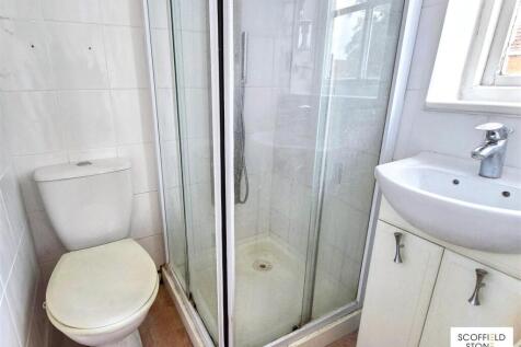 En Suite Shower Room