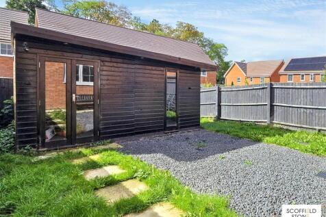 Detached Multi-purpose Studio