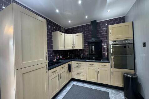 Kitchen / Sun Room