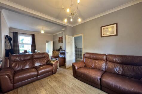 Lounge/ dining room