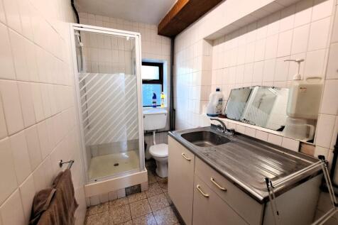 Shower Room / Utility Room
