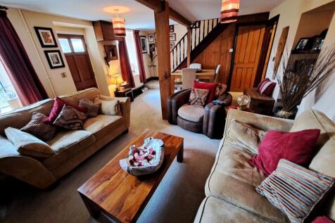 Living/Dining Room
