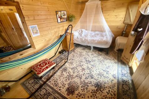 Summer House/Garden Room