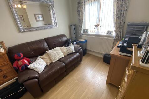 Study/ Bedroom 4