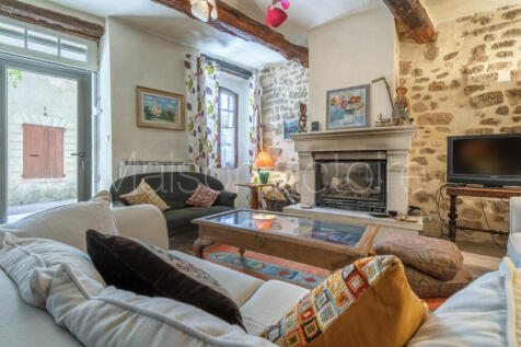 Property Image 4
