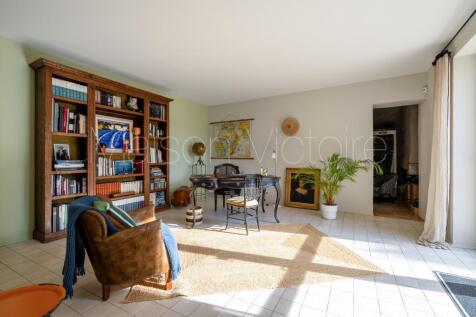 Property Image 24