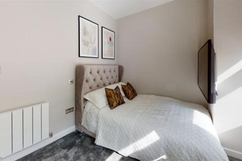 5. Lochaline-Street-Bedroom(5).jpg