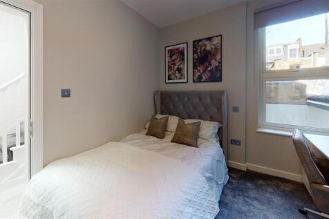 6. Lochaline-Street-Bedroom(4).jpg