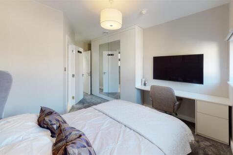 9. Lochaline-Street-Bedroom(1).jpg