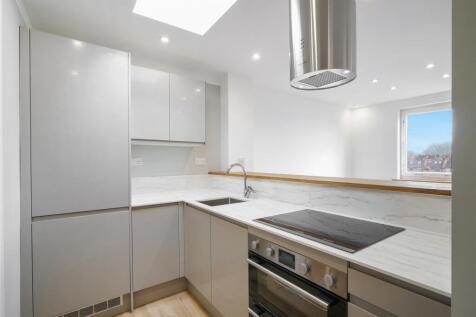 Flat 1, 20 Greyhound Road - 38qHZFtXM7RboKaHBz6f.j