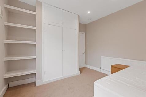 38 Woodstock Road Ph9.jpg