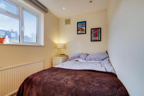 6_Bedroom 2-1.jpg